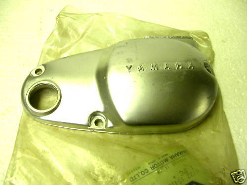 122-15413 CARB COVER NOS YAMAHA 1963-65 YG1 YJ2 (RED102)
