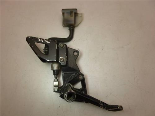1997 Suzuki TL1000S Right FRONT Foot Peg w/ Master Cylinder Pedal used K2661-14 (a35)