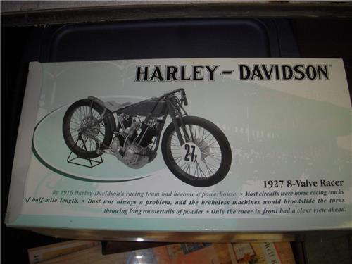 1927 HARLEY DAVIDSON 8 VALVE RACER 1:6 SCALE DIE CAST REPLICA NEW COLLECTIBLE (TS-A2)