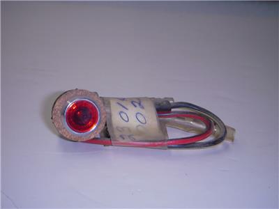 23016-002 1967-71 A1 A7 W1 W2 H1 NOS KAWASAKI Headlight High Beam Light Indicator (RED118)