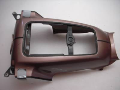 GOLDWING Honda GL1200 GL 1200 1984-87 Tank Shelter used 102317-95 (F4)