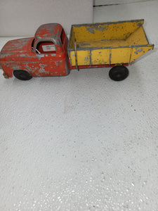 1958 HUBLEY 470-58 CHEVY DUMP TRUCK USED TOY Collectible (9324-10 ts-b4)