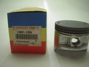 13001-1286 STANDARD PISTON NOS KAWASAKI 1989-2005 KLF300 ATV (red123)