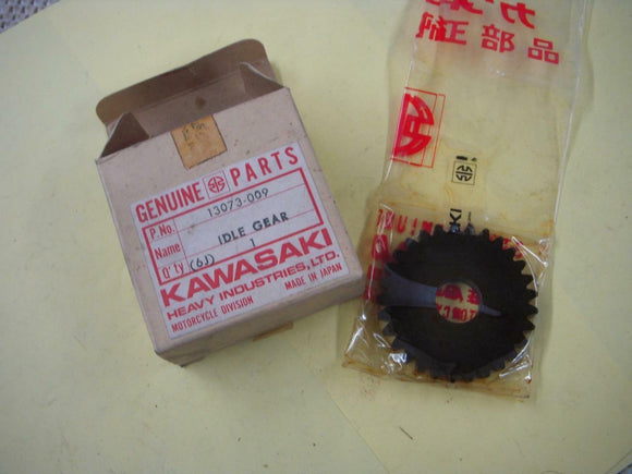 13073-009 1971-75 F6 125 F7 175 Kawasaki NOS KICK STARTER IDLER GEAR (red128)