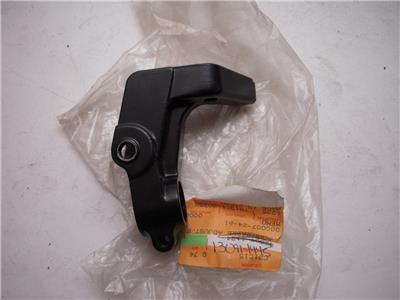 13091-1445 1988-97 ZX600 C NINJA CLUTCH LEVER HOLDER perch KAWASAKI NOS (red140)