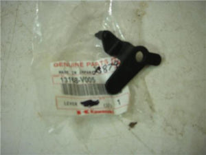 13168-V005 NOS Kawasaki HEDGE TRIMMER KCL525 LEVER (RED116)