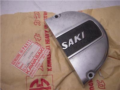 14030-035 1973-75 F11 OIL PUMP BARREL ENGINE COVER KAWASAKI NOS (red140)