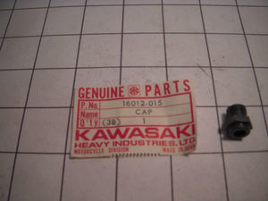 16012-015 1973-82 Z1 Z1R KZ900 KZ1000 KZ650 NOS KAWASAKI CARB PLUNGER CAP (RED105)