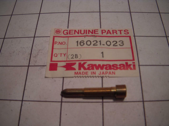 16021-023 1971-83 KS125 KX125 KE175 NOS KAWASAKI CARB THROTTLE STOP SCREW (RED105)