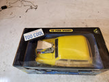 1950 FORD WOODY YELLOW MUSCLE MACHINES 1:18 NEW Collectible Toy (N-TOP)