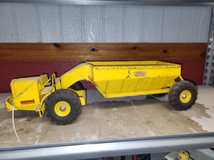 WOOLRIDGE DOEPKE MODEL HEAVY PRESSED STEEL EARTH HAULER BELLY DUMP TRUCK USED Toy (9324-19 ts-a3)