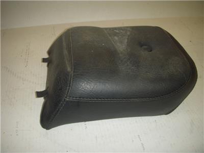 1985-86 XJ700 XJ700 MAXIM 700 + X MODEL REAR YAMAHA SEAT SADDLE USED 1AA-C (kaw check)