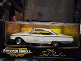 1960 Ford Starliner WHITE NEW Ertl American Muscle Diecast 1:18 scale (N-TOP)