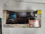 1947 FORD COE TRUCK Diecast Toy Jada 1:24 scale NEW Collectible (Q-3)