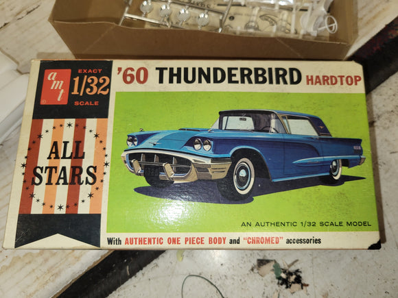 1960 FORD THUNDERBIRD AMT 1:32 MODEL KIT NEW Collectible Toy (92424-34 ts-wire3c)