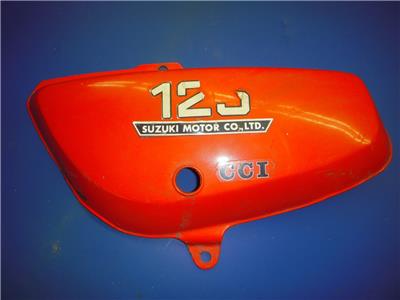 1976 Suzuki TS125 TS 125 LEFT SIDE COVER BODY COVER used SC-404 (l-top)