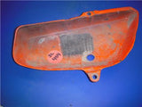 1976 Suzuki TS125 TS 125 LEFT SIDE COVER BODY COVER used SC-404 (l-top)