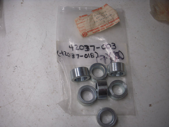 42037-003 42037-018 (7) NOS KAWASAKI (RED115)