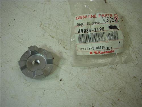 49080-2198 NOS Kawasaki Backpack KRB 650 750 STARTING PULLEY (RED116)