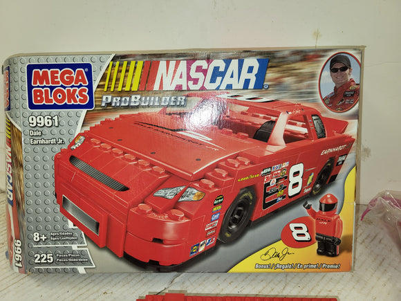 DALE EARNHARDT JR NASCAR MEGA BLOCKS # 9961 (225 PIECE) USED Collectible (92524-4 ts-wire-a1)