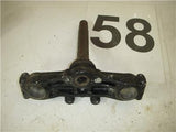 1982 XT550 550 YAMAHA LOWER TRIPLE TREE SUSPENSION USED WTREE-58 (Q5-BIN5)
