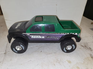 TONKA GREEN PLASTIC #70 RACING 16 INCH TRUCK USED Toy (9324-6 ts-b4)