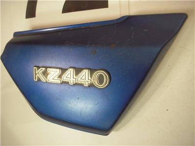 1982 Kawasaki KZ440 Standard Right Body Side Cover Repaint Blue Used WSC-72 (Q4)