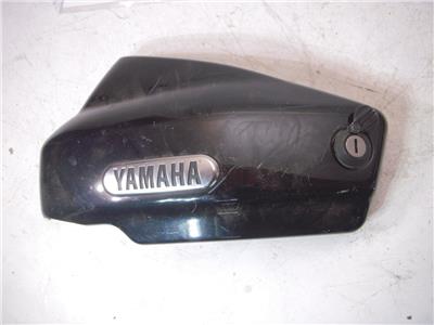 1999-2004 Yamaha XVS1100 Custom Right Side Cover Plastic used 120418-7 (F22)