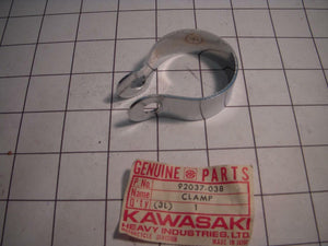 92037-038 1968-69 W1SS W2SS COMMANDER NOS KAWASAKI MUFFLER CLAMP (RED105)