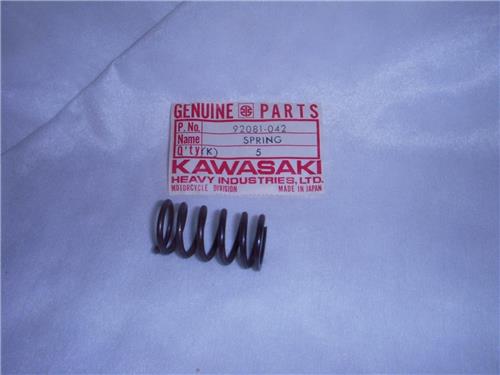 92081-042 (4) CLUTCH SPRING NOS KAWASAKI 1969-76 H1 TRIPLE F12 F9 F8 (red123)