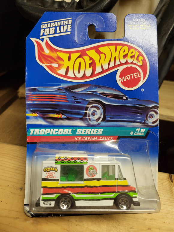 #693 ICE CREAM TRUCK Vintage New Hot Wheels Car COLLECTIBLE TOY (M15)