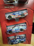 Vintage New Hot Wheels 2001 TARGET HOLIDAY 4 PACK Car COLLECTIBLE TOY (M15)