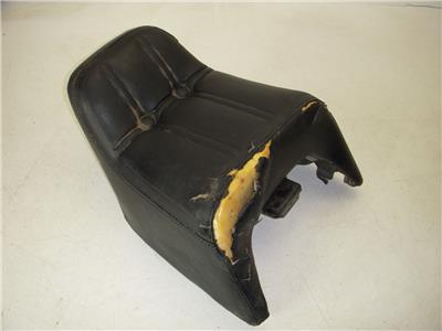 1984 V45C VF700C MAGNA 700 HONDA REAR PASSENGER SEAT SADDLE USED MB1-D (hon- check)