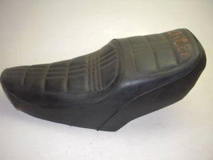 1981 XS650 Special II 650 YAMAHA SEAT USED ST-109 (B20)