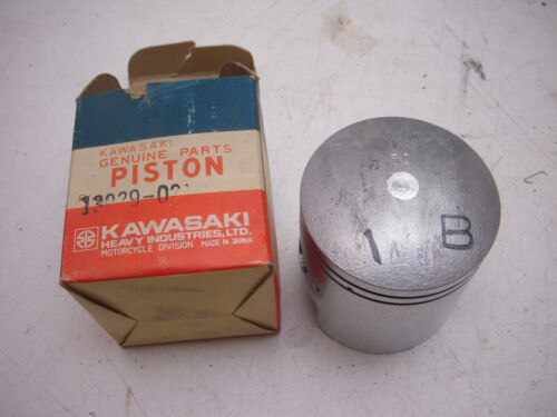 13029-021 F3 BUSHWHACKER PISTON NOS KAWASAKI OEM OVERSIZE 1968-70 (RED111)