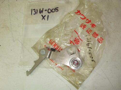 13161-005 1967-69 C2TR C2SS ROADRUNNER NOS Kawasaki GEAR CHANGE LEVER (RED130)