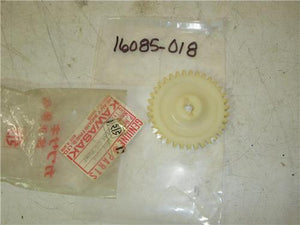 16085-018 1973-75 F11 250 NOS KAWASAKI OIL PUMP 35 TOOTH GEAR (RED718)