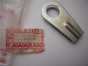 33040-031 1968-70 F3 175 BUSHWHACKER VINTAGE NOS KAWASAKI CHAIN ADJUSTER (RED718)