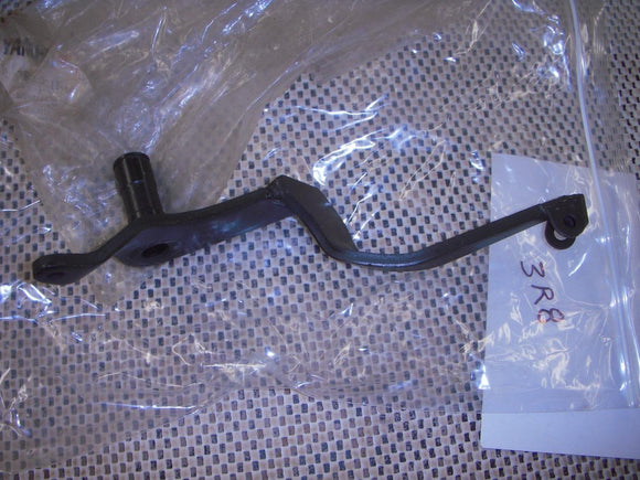 3R8-27211 1980 IT250 IT465 250 465 NOS YAMAHA BRAKE LEVER PEDAL (CHECK-A BIN B)