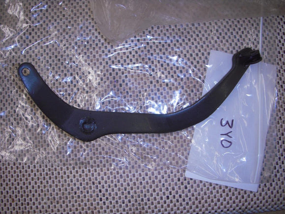 3Y0-27211 1980-82 TT250 250 NOS YAMAHA BRAKE LEVER PEDAL (CHECK-A BIN A)