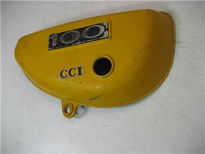 SIDE COVER 1973-74 TS100 Honcho 100 SUZUKI Used Oil Tank Cover Yellow Repaint 40718-47 (a67)