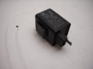 1984 HONDA GOLDWING 1200 STANDARD FLASHER SIGNAL RELAY 50716-11 (d10-11)