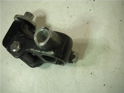 LEVER 1973-76 KZ900 KZ1000 KAWASAKI CLUTCH LEVER HOLDER PERCH used 9518-26 (a58)