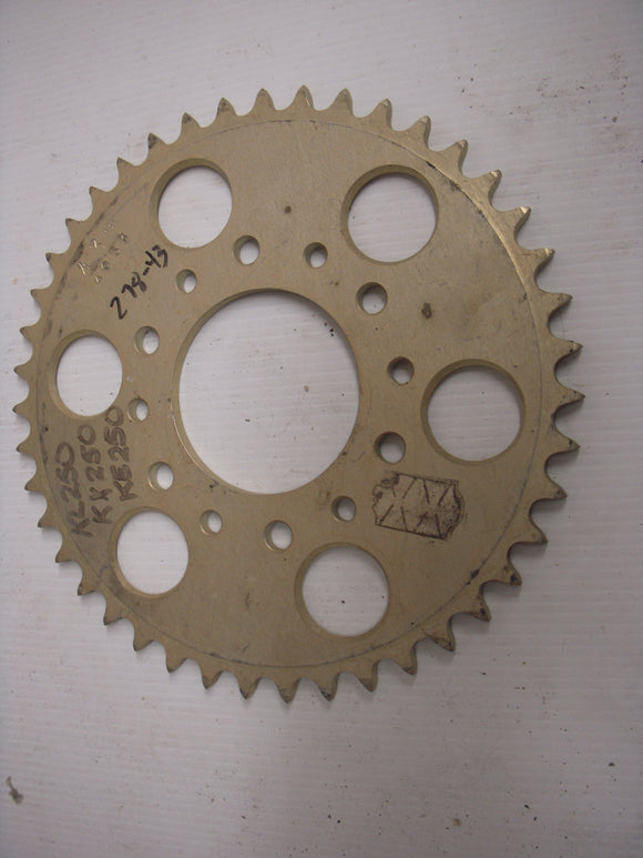 NEW Kawasaki KE250 KL250 43 Tooth Sprocket 278-43