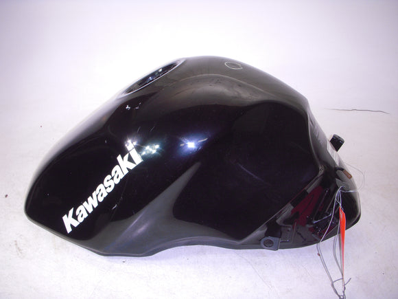 GAS TANK 1994 ZX600E 600 NINJA KAWASAKI FUEL GAS TANK USED BLACK SWT-042