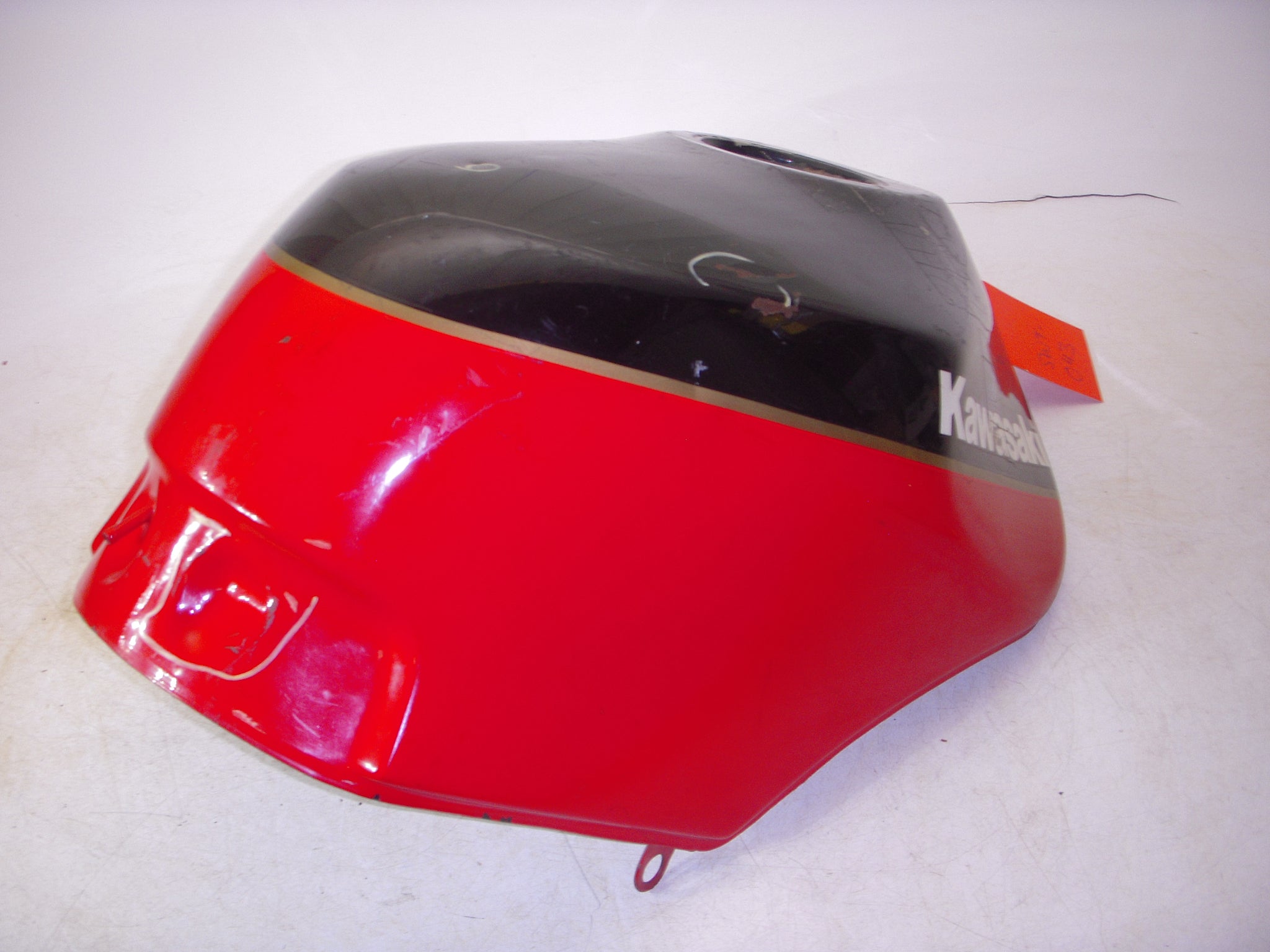 GAS TANK 1989 ZX1000B 1000 NINJA KAWASAKI FUEL GAS TANK USED RED