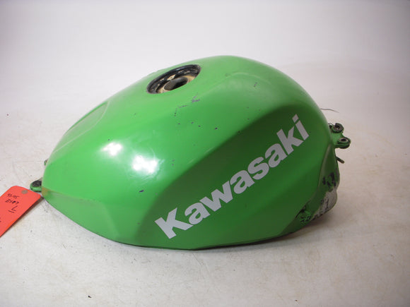 GAS TANK 1993-95 ZX750L ZX7 750 NINJA KAWASAKI FUEL GAS TANK USED REPAINT LIME SWT-050