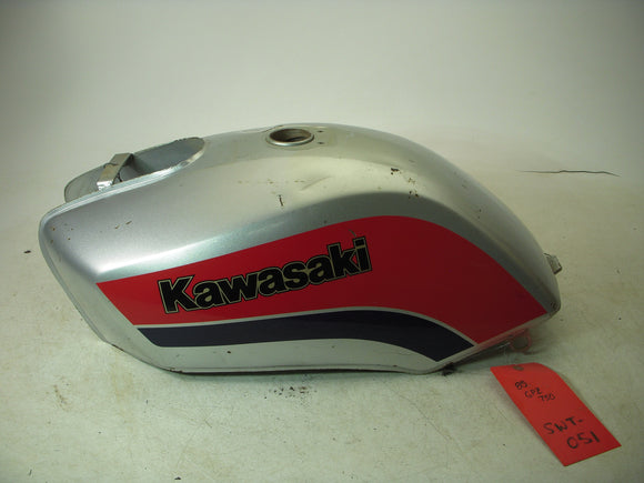 GAS TANK 1985 GPZ750 750 GPZZX750 KAWASAKI FUEL GAS TANK USED SILVER RED SWT-051