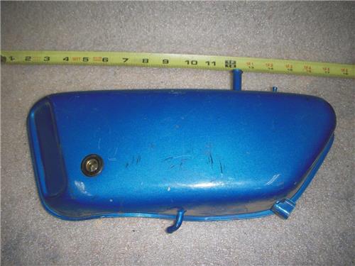 SIDE COVER 1973 RD250 YAMAHA used OIL TANK STOCK BLUE F0231 (A8-Star)