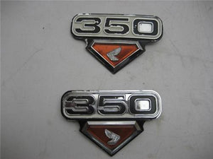 Vintage Honda OEM 1973 CB350G Side Cover Plastic Emblems Used Pair IA-308 (A74)